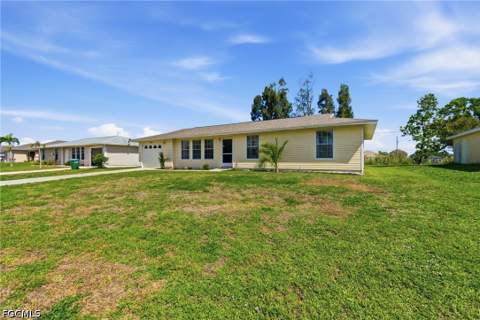 2115 NE 25th St, Cape Coral FL - photo 12 of 24