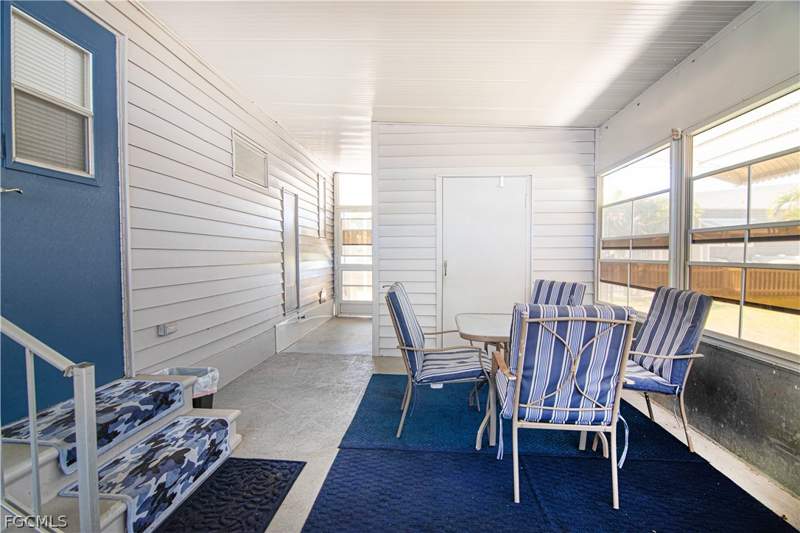 2 bedroom ManufacturedHome at 150 Overland Trl, Carriage Village, North Fort Myers — photo 5