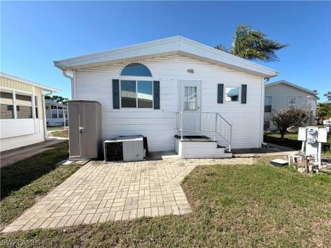 4740 Slash Pine Way W, Estero FL - photo 22 of 23