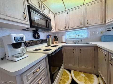 4740 Slash Pine Way W, Estero FL - photo 8 of 23