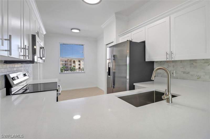 2 bedroom Condominium at 8451 Kingbird Loop 334, Osprey Cove, Estero — photo 2