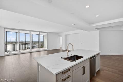 4142 Bay Beach Ln 901, Fort Myers Beach FL - photo 12 of 50