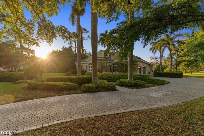 4 bedroom SingleFamilyResidence at 7661 Knightwing Cir, Blackhawk, Fort Myers — photo 5