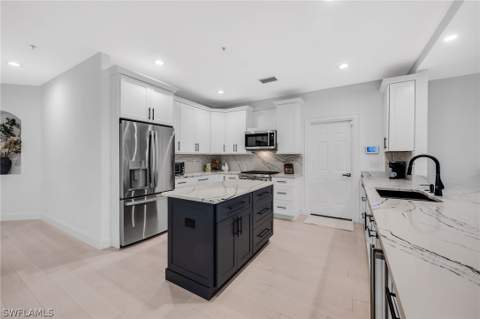 2830 Tiburon Blvd E 101, Naples FL - photo 10 of 41