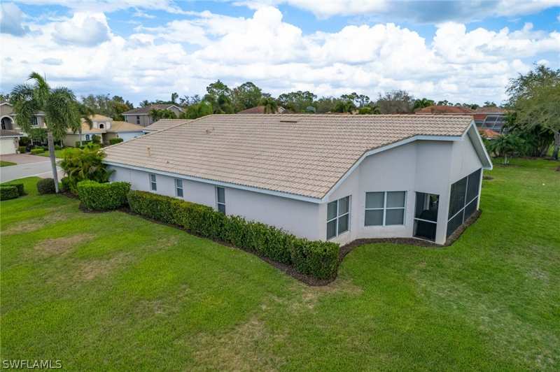 3 bedroom SingleFamilyResidence at 9071 Astonia Way, The Reserve At Estero, Estero — photo 1