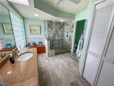 2170 Embarcadero Way, North Fort Myers FL - photo 17 of 47