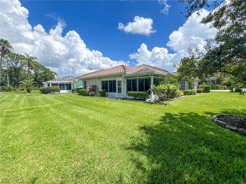 2 bedroom SingleFamilyResidence at 2170 Embarcadero Way, Herons Glen, North Fort Myers — photo 5