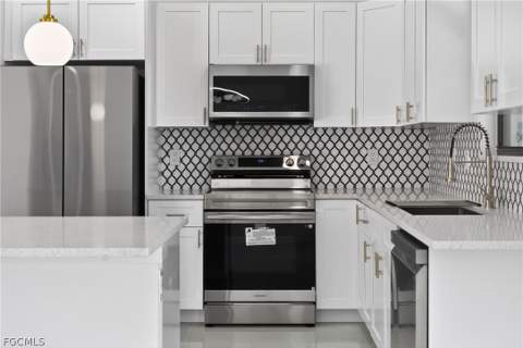 205 E 15th St, Lehigh Acres FL - photo 10 of 44