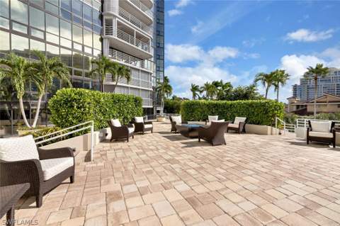 4751 Gulf Shore Blvd N 1507, Naples FL - photo 16 of 20