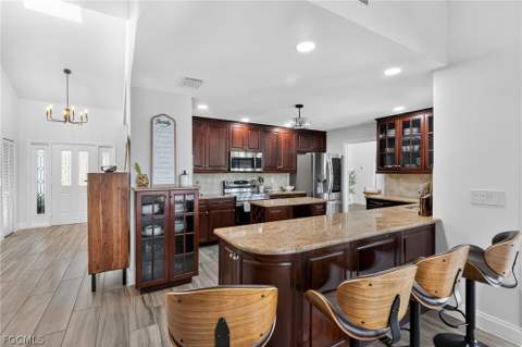 29 SE 10th Ave, Cape Coral FL - photo 17 of 49
