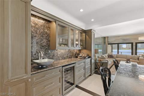 406 La Peninsula Blvd 406, Naples FL - photo 19 of 38