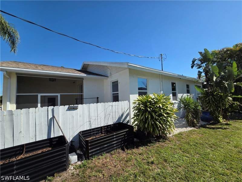 3 bedroom SingleFamilyResidence at 27312 Gasparilla Dr, Shannons, Bonita Springs — photo 4