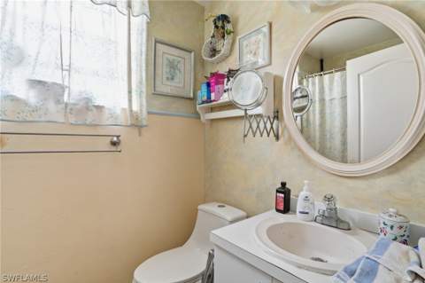 1024 Mainsail Dr 511, Naples FL - photo 15 of 21