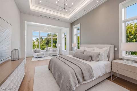 529 Neapolitan Way, Naples FL - photo 13 of 26