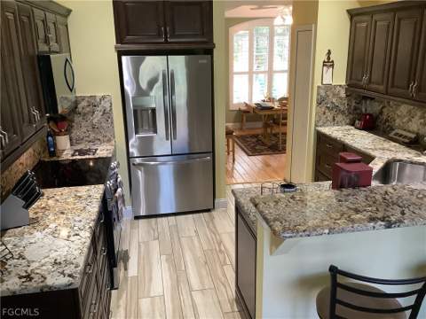 2307 SW 44th St, Cape Coral FL - photo 15 of 47