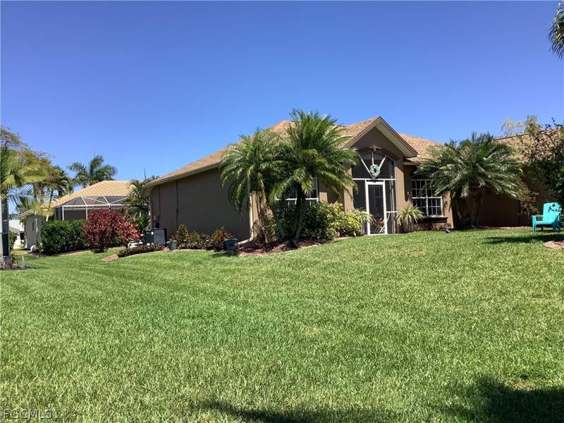 3 bedroom SingleFamilyResidence at 2307 SW 44th St, Cape Coral, Cape Coral — photo 3
