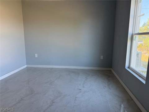 484 Westdale Ave, Lehigh Acres FL - photo 21 of 33