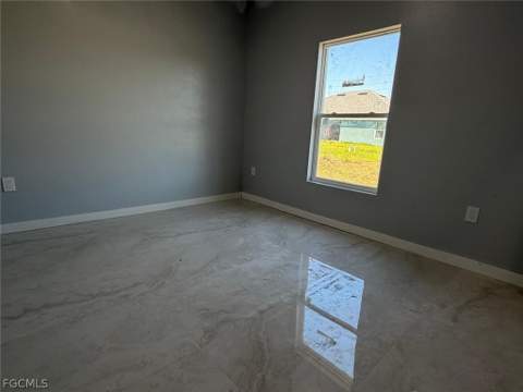 484 Westdale Ave, Lehigh Acres FL - photo 24 of 33