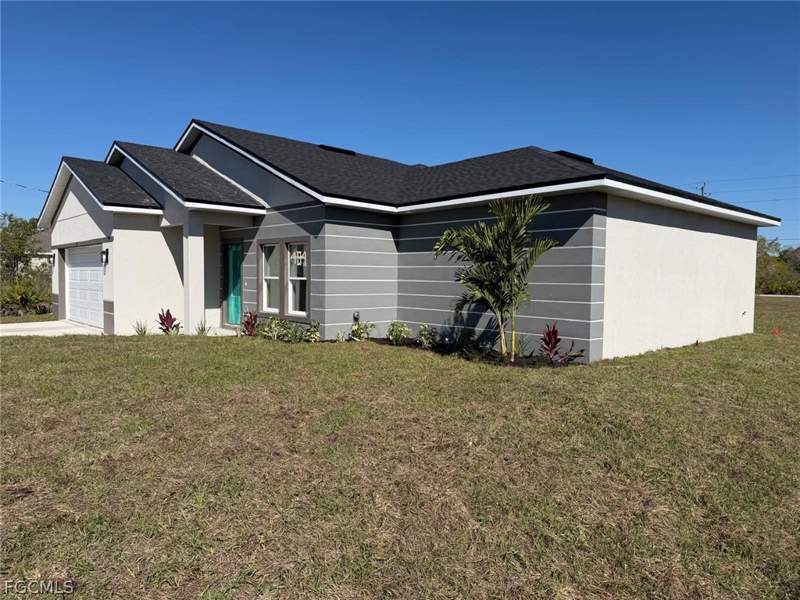 4 bedroom SingleFamilyResidence at 484 Westdale Ave, Lehigh Acres, Lehigh Acres — photo 3
