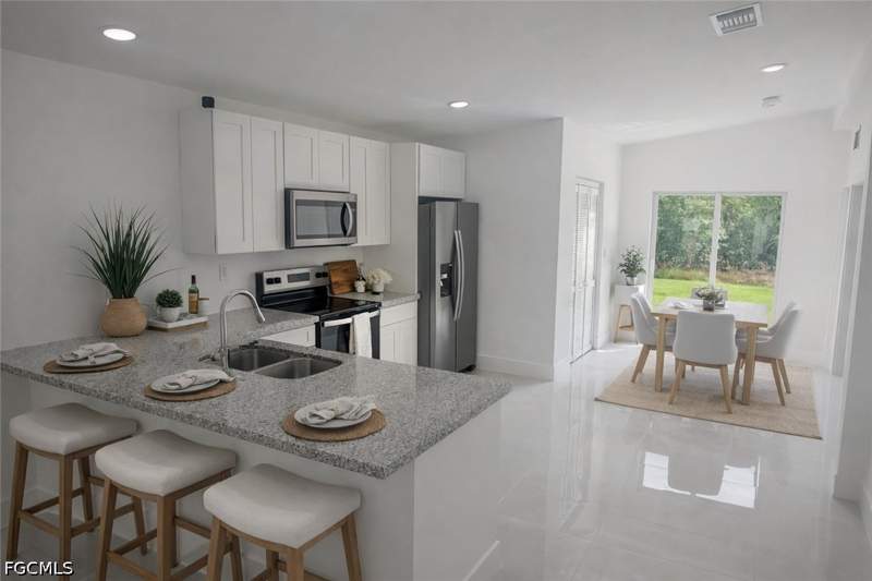 3 bedroom SingleFamilyResidence at 2905 26th St W, Lehigh Acres, Lehigh Acres — photo 4
