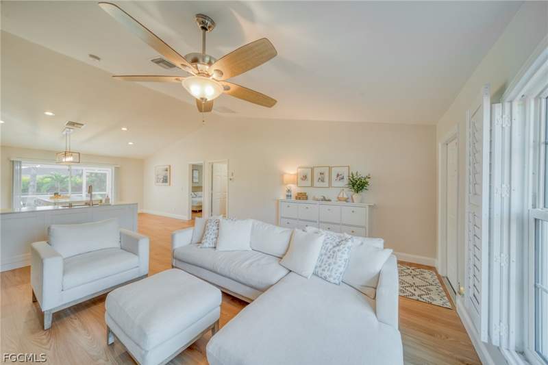3 bedroom SingleFamilyResidence at 2847 SW 26th Pl, Cape Coral, Cape Coral — photo 2