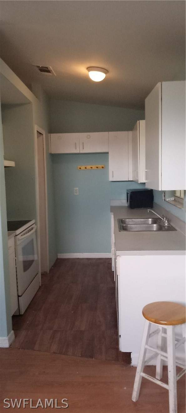 3 bedroom SingleFamilyResidence at 2929 7th St SW, Lehigh Acres, Lehigh Acres — photo 4