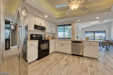 5004 SW 5th Pl, Cape Coral FL - photo 8 of 37
