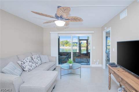 16007 Davis Rd 713, Fort Myers FL - photo 10 of 42