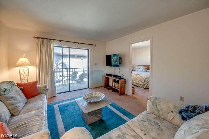 2 bedroom Condominium at 1211 Barrett Rd 1108, Country Pines Condo, North Fort Myers — photo 3