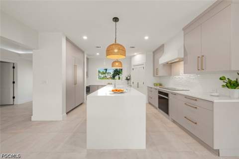1146 Golden Olive Ct, Sanibel FL - photo 12 of 50