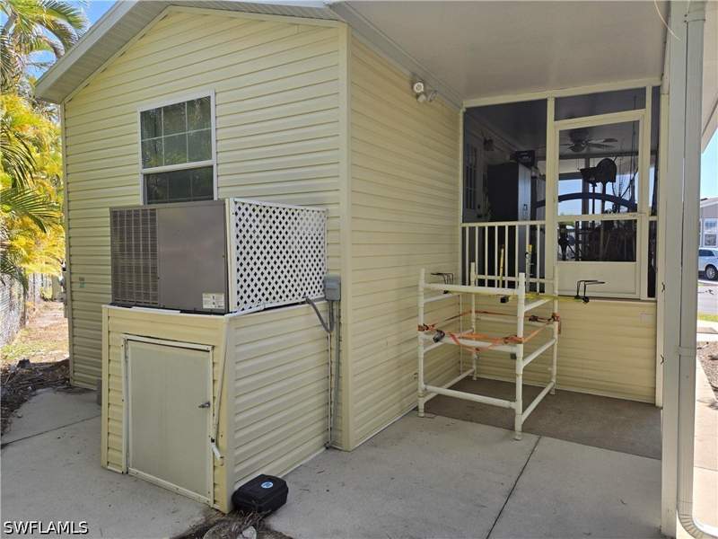 1 bedroom ManufacturedHome at 19681 Summerlin Rd 513, Palmetto Palms R V, Fort Myers — photo 3