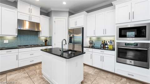 8591 Maggiore Ct, Naples FL - photo 12 of 50