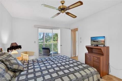 1704 Kings Lake Blvd 201, Naples FL - photo 11 of 32