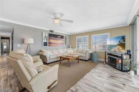 345 Mango St 401, Fort Myers Beach FL - photo 11 of 47