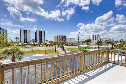 90 Ibis St, Fort Myers Beach FL - photo 13 of 23