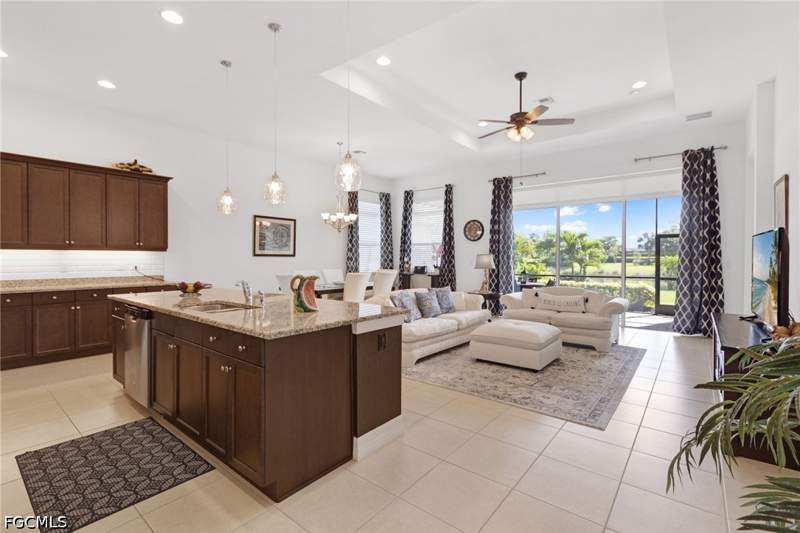 2 bedroom SingleFamilyResidence at 2956 Willow Ridge Ct, Willow Ridge, Fort Myers — photo 3