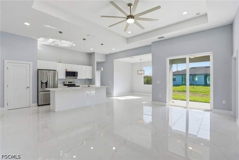3 bedroom SingleFamilyResidence at 429 Palmyra Ave, Southwood, Lehigh Acres — photo 5