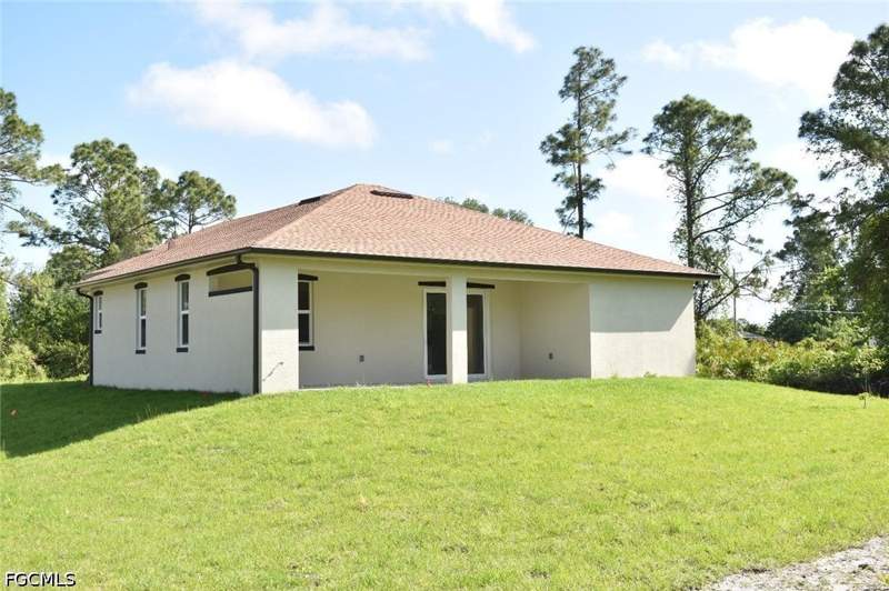 3 bedroom SingleFamilyResidence at 2515 45th St W, Lehigh Acres, Lehigh Acres — photo 5