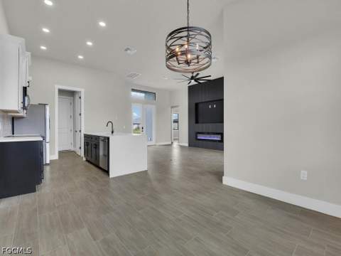 1517 NW 21st Pl, Cape Coral FL - photo 13 of 36