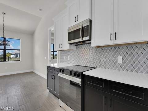 1517 NW 21st Pl, Cape Coral FL - photo 8 of 36