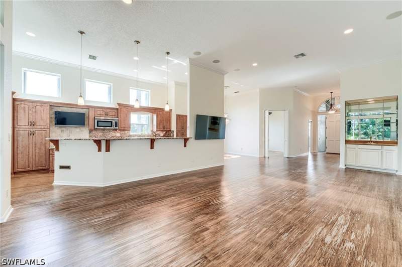 2 bedroom SingleFamilyResidence at 19321 Northbridge Way, Silver Oak At The Vines, Estero — photo 5