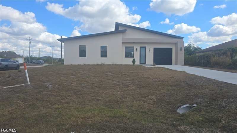 3 bedroom SingleFamilyResidence at 761 Bell Blvd S, Lehigh Acres, Lehigh Acres — photo 1