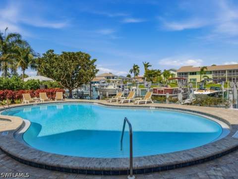 891 Huron Ct 302, Marco Island FL - photo 23 of 42