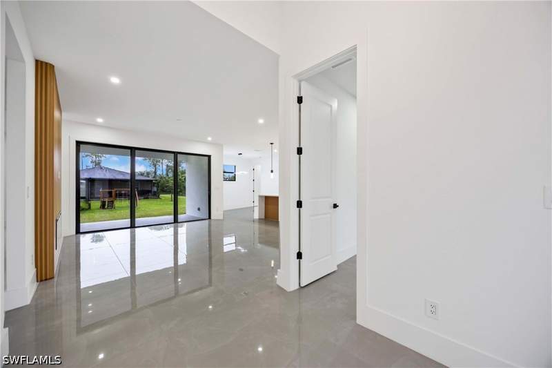4 bedroom SingleFamilyResidence at 2504 23rd St W, Lehigh Acres, Lehigh Acres — photo 5