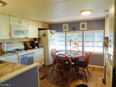 5020 Forest Park Dr, North Fort Myers FL - photo 7 of 21