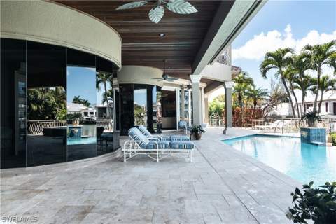 3433 Crayton Rd, Naples FL - photo 11 of 33