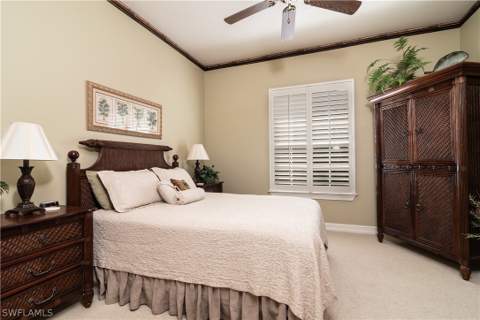 3433 Crayton Rd, Naples FL - photo 13 of 33