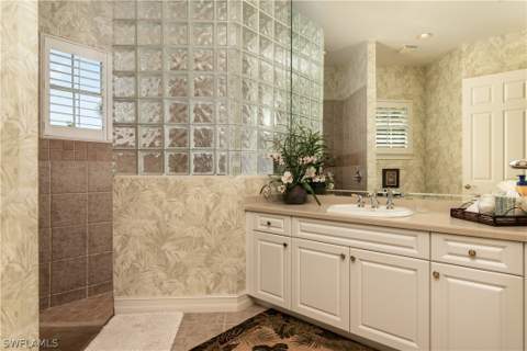 3433 Crayton Rd, Naples FL - photo 14 of 33