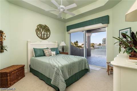 3433 Crayton Rd, Naples FL - photo 19 of 33
