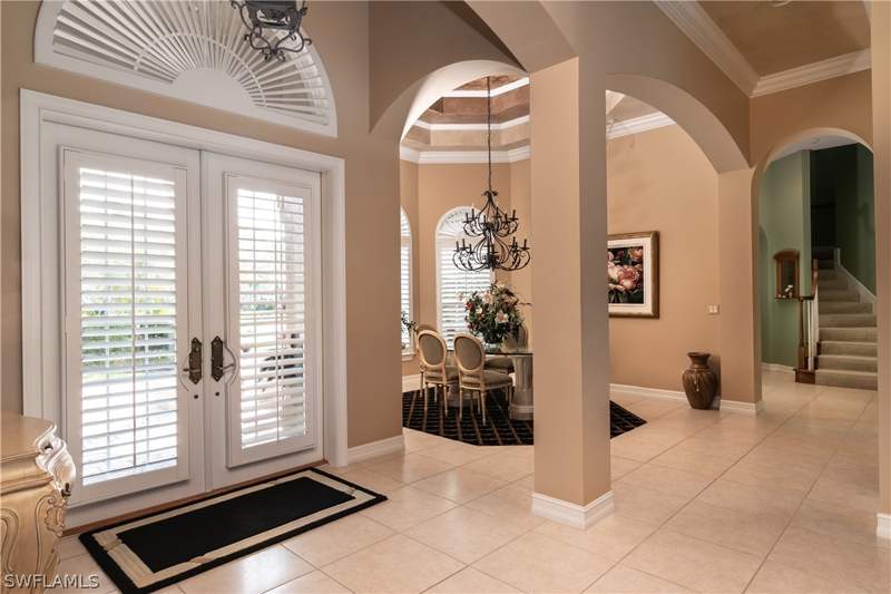 4 bedroom SingleFamilyResidence at 3433 Crayton Rd, Moorings, Naples — photo 2